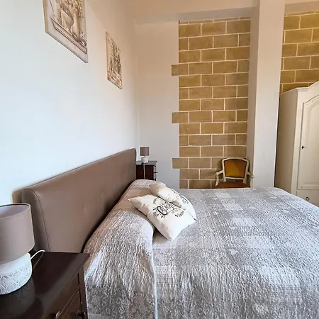 Opera House 3* Avola