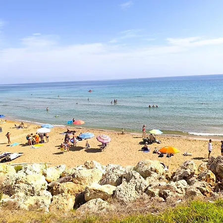 Opera House Nocleg ze śniadaniem 3*