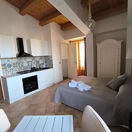 Nocleg ze śniadaniem Opera House 3*