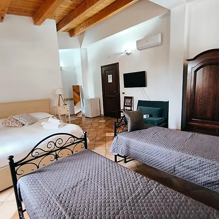 Opera House 3* Avola