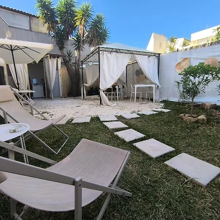 Opera House Nocleg ze śniadaniem Avola