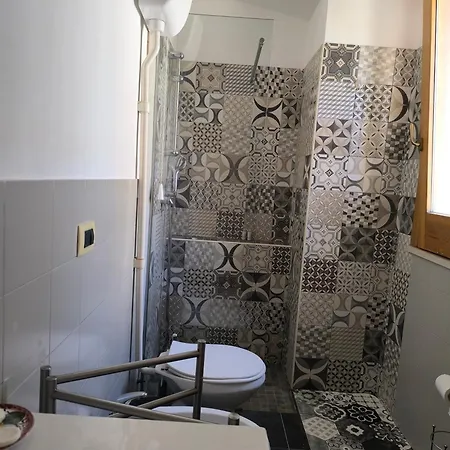 Nocleg ze śniadaniem Opera House 3*