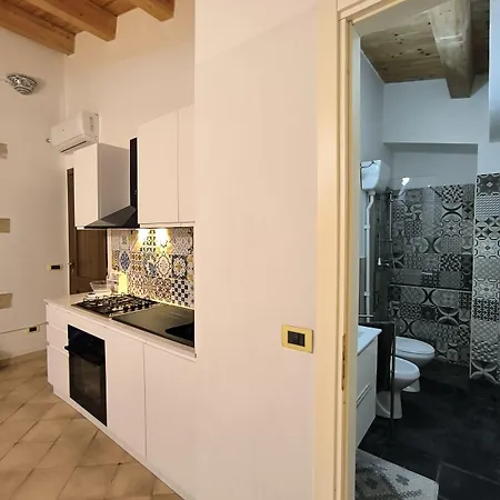 Opera House Nocleg ze śniadaniem Avola